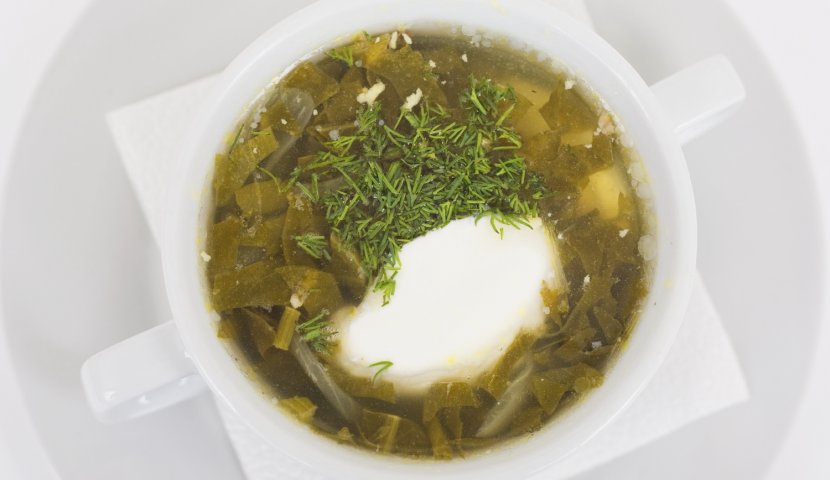 Зеленые щи или щавелевый суп