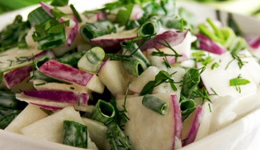 Салат из редиса с зеленью