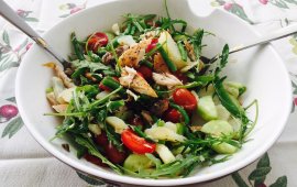 Салат с тунцом и зеленой фасолью